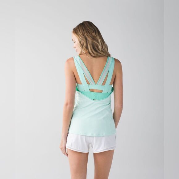 Lululemon Super Sport Tank - Size 4 - Built-in Sports Bra - EUC - Style #W1L88S - Picture 2 of 7